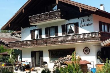 Wellness Pension Hubertus - Doppelzimmer mit Dusche/WC und Balkon