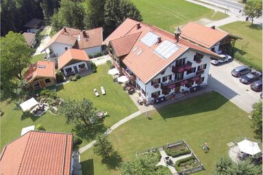 Gästehaus Lechner - Doppelzimmer mit WC und Dusche (6) (vario)