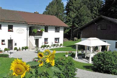 Ferienwohnung Hopfinger - Ferienwohnung 2 mit Südterrasse