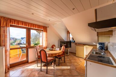 Ferienwohnung Haus Hanni - Ruhig gelegene Ferienwohnung (50 qm) für 2 Personen mit Balkon