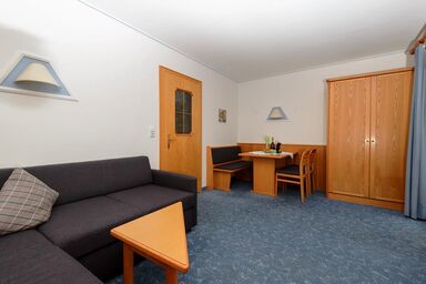 Appartement-Ferienwohnungen - Haus Gebhard - Familienappartement 1-5 Personen