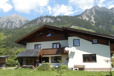 Haus Kampblick - Dreibettzimmer mit Dusche, WC ohne Balkon