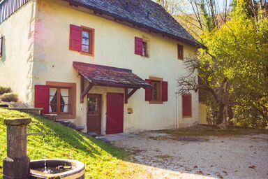 Maison de vacances - Rière le Moulin, (Vermes). Ferienhaus (1 bis 6 Personen)