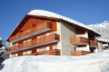 Crans-Montana, freundliche 2 Zi-Whg mit Balkon