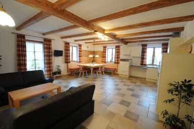 Stöttnerhof Urlaub auf dem Bauernhof - Ferienwohnung Staffelstein für 2-5 Personen (120 qm, EG) barrierefrei