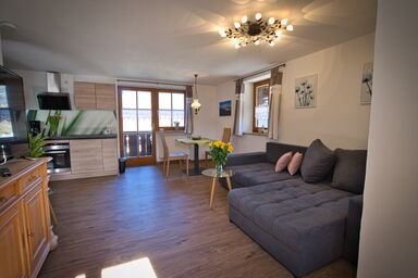 Gästehaus Bodnerwies - Hohes Brett, für 2 Personen, 46 qm, Wohnzimmer, extra Schlafzimmer und Balkon