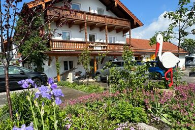 Ihre Ferienwohnung bayrisch mehr... - Ferienwohnung mit 2 separaten Schlafzimmern, 85 m²