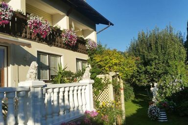 Gästehaus Schiefer - Zweibettzimmer, Dusche, WC, Nichtraucher