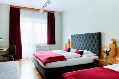 Hotel Garni Thermenoase - Mehrbettzimmer Komfort | bis 2 Nächte
