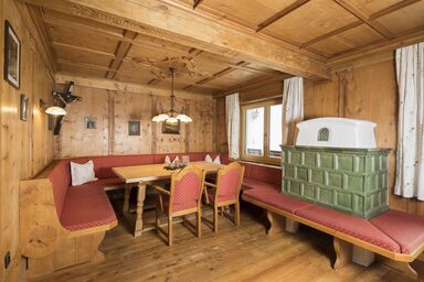 Angerer Alpine Suiten & Familienappartements - Familiensuite Alpenchalet