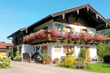DEB 031 Ferienwohnungen mit Bergblick in Inzell - Ferienwohnung Gamsgnogel mit Bergblick und Balkon