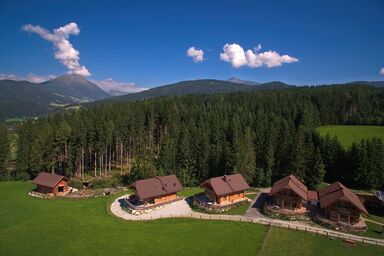 Exklusives Chalet am Waldesrand mit Traumaussicht, eigener Sauna, Kamin und Wintergarten