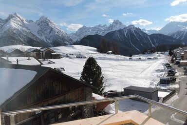 Hochwertige 4.5 Zi. Ferienwohnung "Vista" mit Panoramablick in Ftan