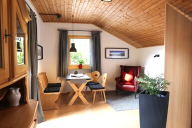 Ferienwohnungen Mittermayer - Ferienwohnung Zellerhorn 88 qm, zwei Schlafzimmer, Wohnküche, Süd- u. Westbalkon