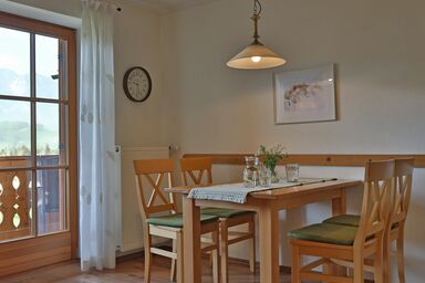 Sotterhof - Chiemgau Karte - Ferienwohnung Rosmarin für 4 Personen, 2 Schlafzimmer, Balkon, 85 qm