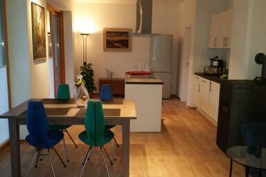 Haus Malerwinkl - Ferienwohnung Atelier*****, 1-2 Personen, Dusche/WC, Terrasse, TV, 1 Schlafzimmer