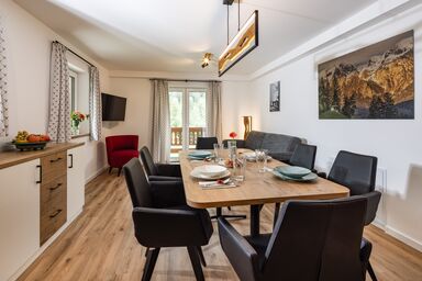 Haus Bergwelten - Ferienwohnung Hoher Göll, 71 m² 1-6 Pers., 2 SZ, Balkon