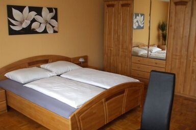 Ferienwohnung Seerose - Appartement mit 90 qm, 3 Schlafräume, ohne Küche, mit Frühstück im Hotel, max. 6 Personen
