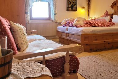 Baby und Kinderbauernhof Happmannhof - Ferienwohnung Almrose