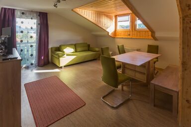 Gästehaus Libelle - Apartment mit Balkon und Seeblick