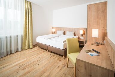 Hotel zur Post 3*Superior - Ihr Familienhotel - Doppelzimmer  "Goldeck"