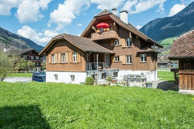 Sonnige Dachwohnung im schönen Lungern