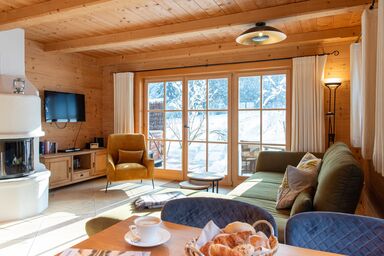 Alpenchalets & Suiten Beim Waicher inkl. Chiemgaukarte - Luxus Chalet Kategorie 1, 85qm, 2 Schlafzimmer, 2 Bäder, Kamin, Terrasse mit Jacuzzi