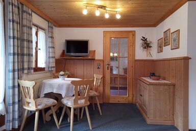 Gästehaus Simonlehen - Ferienwohnung Jenner für 1-4 Personen, separates Schlafzimmer, Du/WC, Balkon