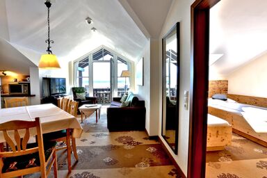 Ferienwohnungen am Hopfensee im Allgäu - 3-Zimmer-Appartement Alpina Penthouse, 75 qm, max. 4 Personen