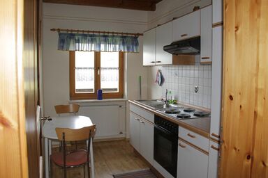 Ferienwohnungen Baur - Ferienwohnung Riedlsteinblick (70qm) für 4 Personen mit Balkon