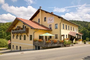 Landgasthof Vogl - Zum Klement - Panorama-Suite 3 mit Balkon