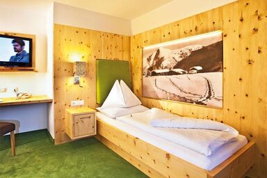 Landhotel Alpenhof - Berg- u Wanderlebnis im "EZ Rettenstein"