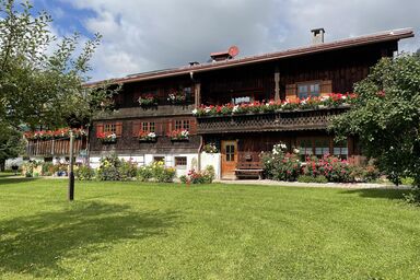 Landhaus Tuffentsammer - Ferienwohnung 1